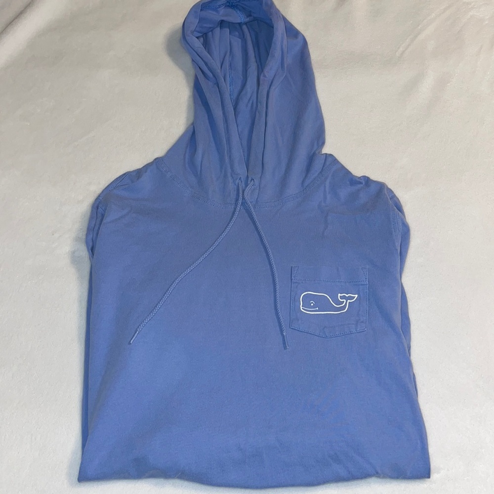 Purple-ish/blue vineyard vines sweatshirt